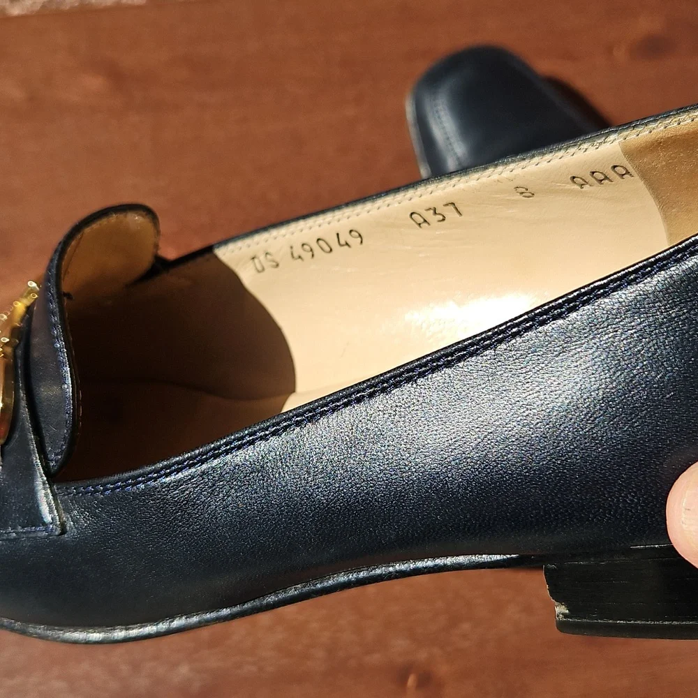 Salvatore Ferragamo Gancini Navy Leather Loafers Size 8 - Picture 11 of 14